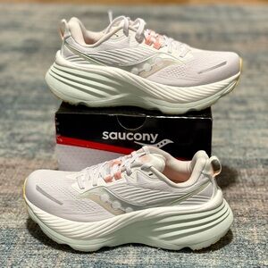 Brand New! Saucony Women’s Hurricane 24 - Size 7